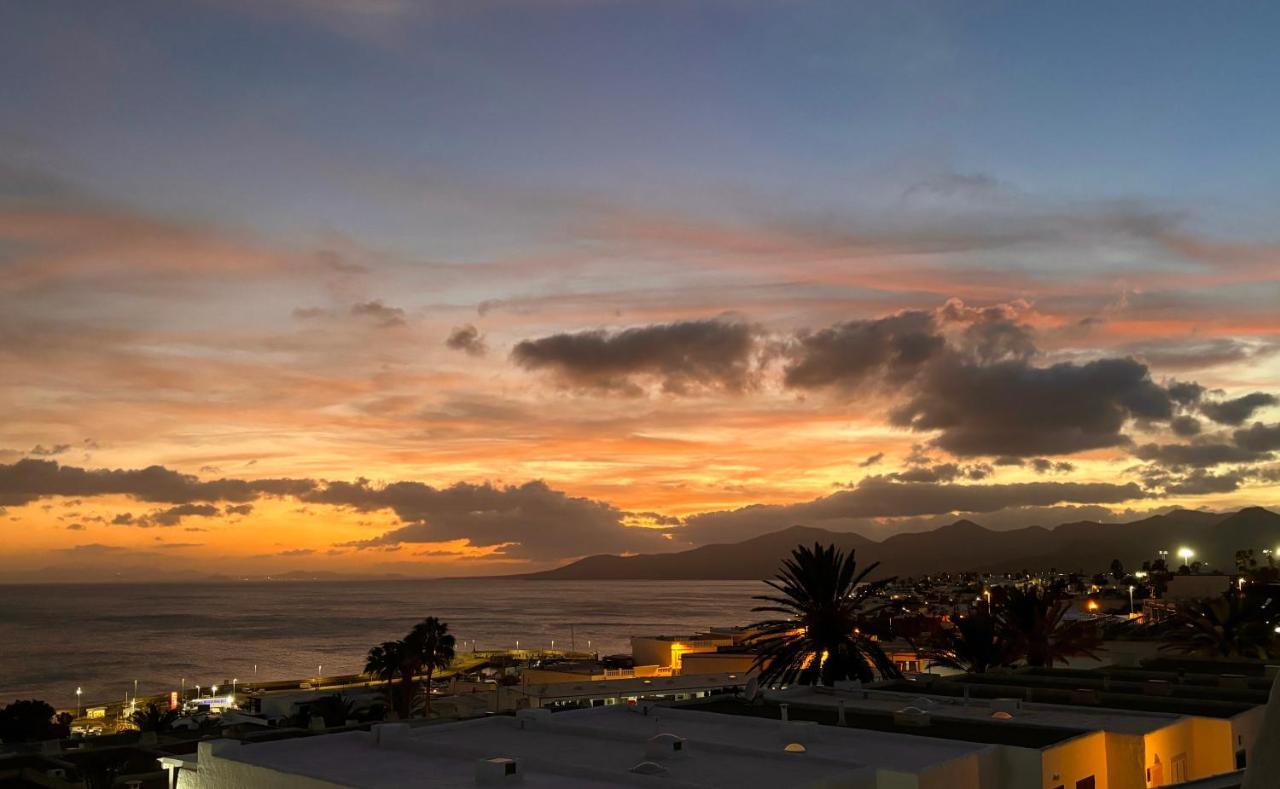 Apartment Chao Volcano Sea View, Pool, Ac Puerto del Carmen  Zewnętrze zdjęcie